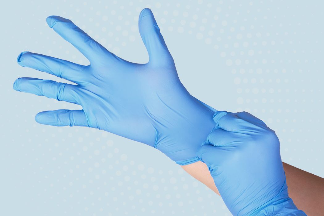 Forebyg krydskontaminering med antimikrobielle handsker 
